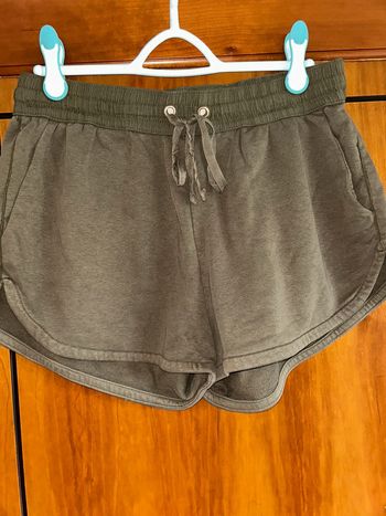 Short kaki 40 H&M