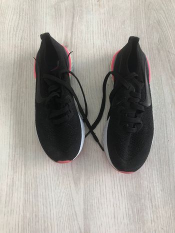Nike 36,5 en bon etat