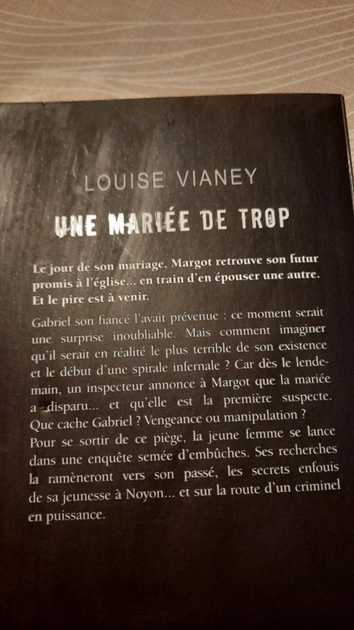 Une mariée de trop - livre de Louise Vianey - photo numéro 4