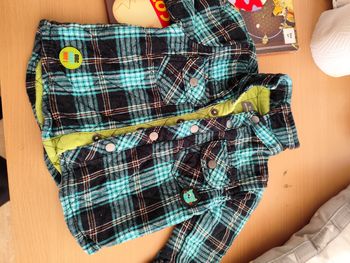 Vends chemise épaisse bébé 9 mois