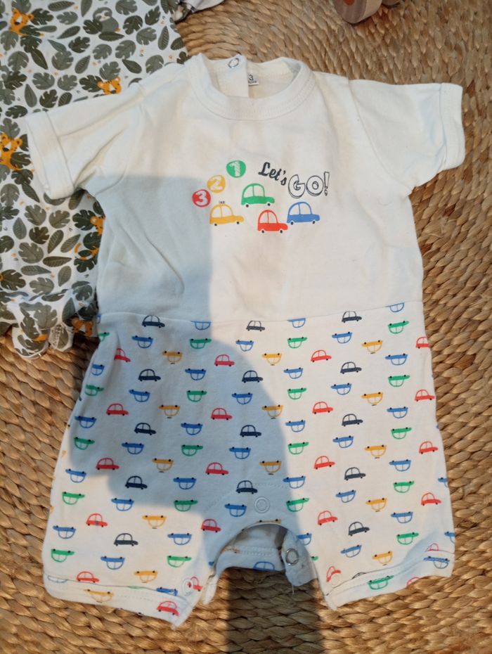 Combishort 3 mois - photo numéro 3