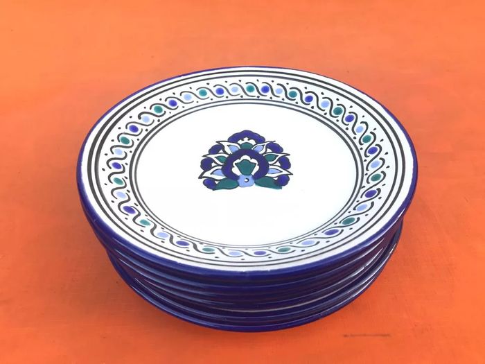 6 assiettes plates Faïence décor oriental - photo numéro 7