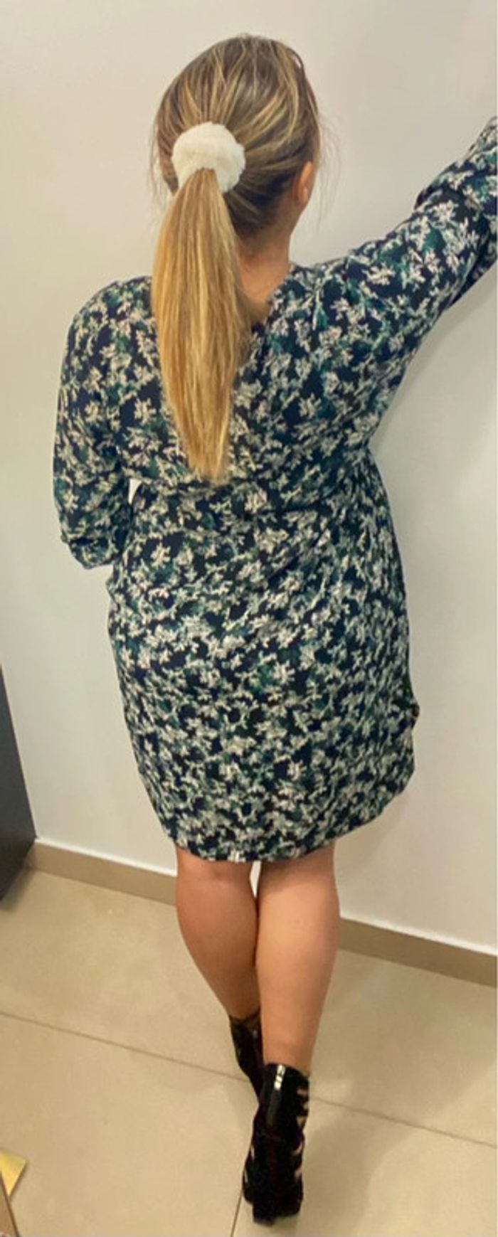 Jolie Robe Droite Imprimée Avec Poches Taille 42 - photo numéro 8