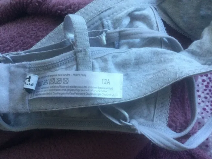 Soutien gorge gris 12 ans - photo numéro 3