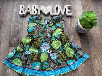 - Robe Catimini        - 6 mois - Très bon état 