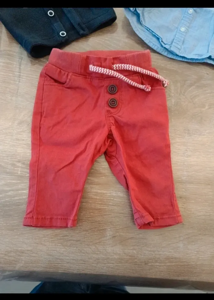 Ensemble garçon 1 mois très bon état - photo numéro 3