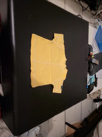 Tee-shirt manche courte jaune avec couture blanche 3M