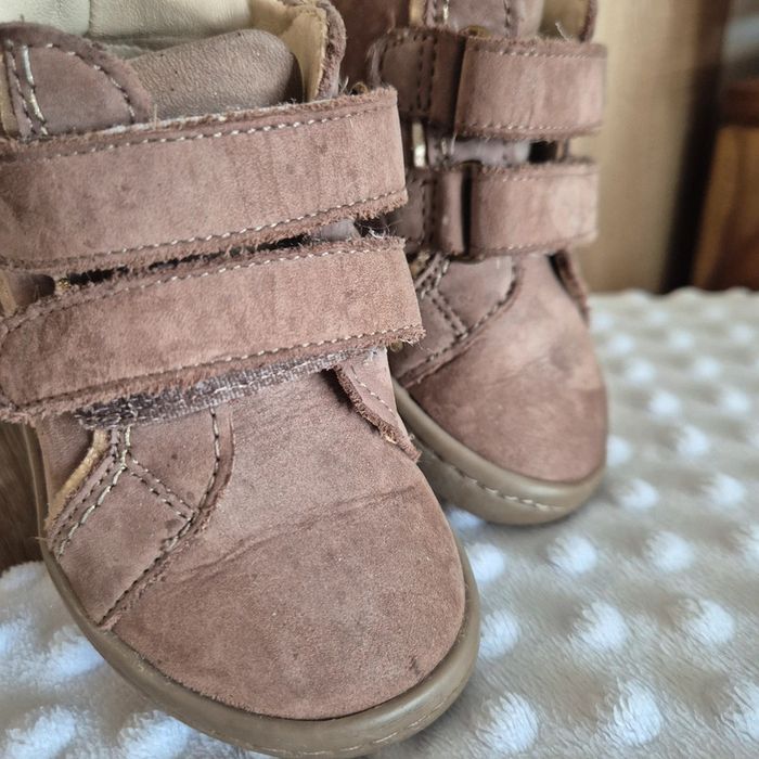 Chaussure bébé kickers taille 20 - photo numéro 3