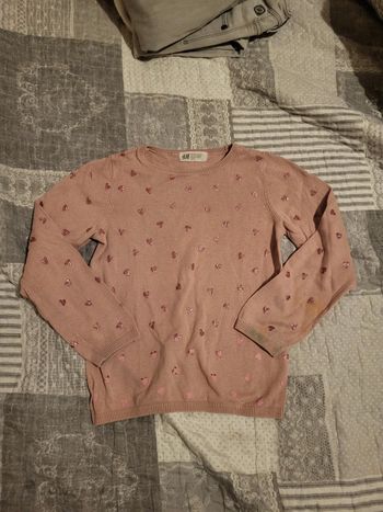 Pull rose à cœurs taille 5/6 ans