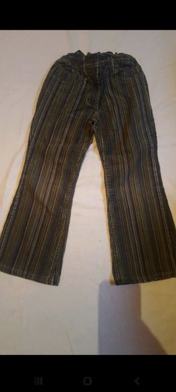 Superbe pantalon rayé vert 6 ans fille