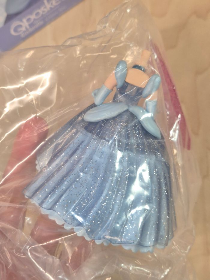 Figurine Disney Qposket : Cendrillon "Glitter Line" - photo numéro 6