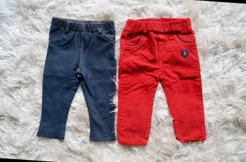 Lot de 2 pantalons 9 mois très bon état