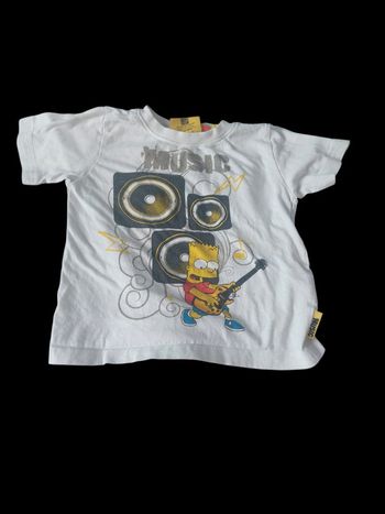 T-shirt les Simpson taille 4 ans