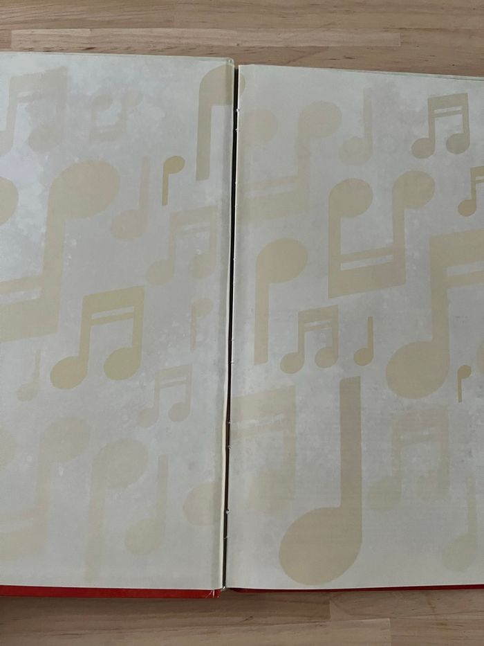 Livre Disney Audiocontes Magiques n°39 – Rox et Rouky – Bon État (Sans Figurines) - photo numéro 2