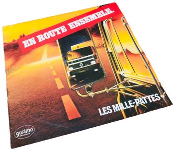 Vinyle 45 tours  Les Mille-Pattes  En route ensemble  (1984)   Garima Records ZB 61485 
