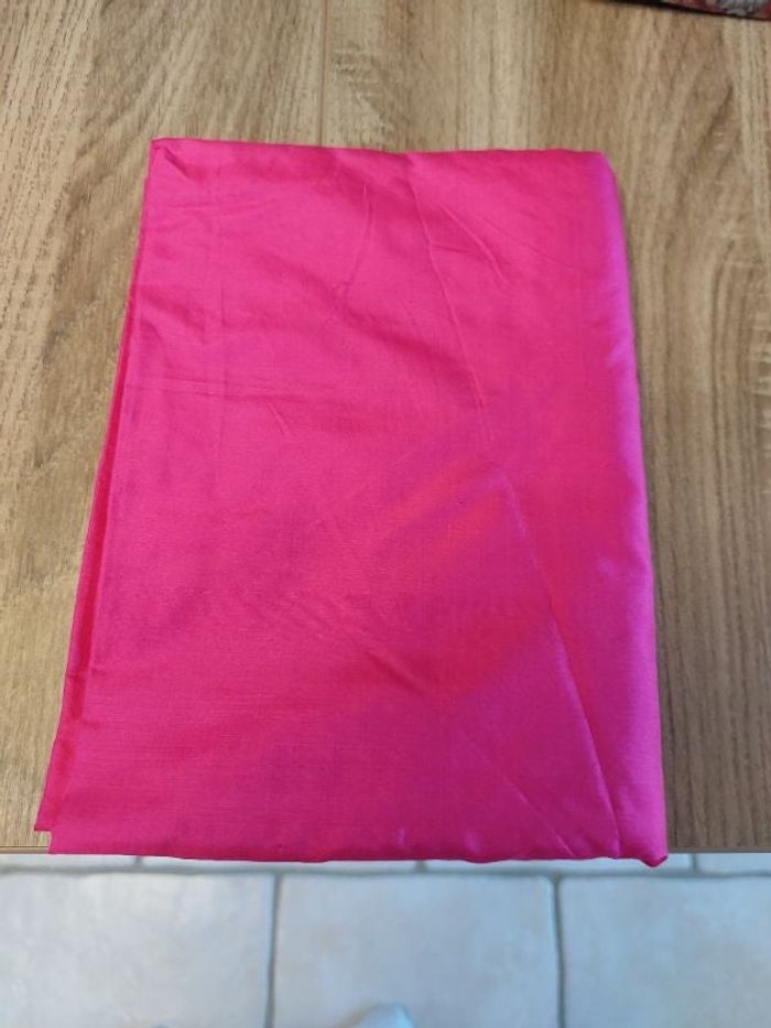 Belle coupe tissu Taffetas Framboise