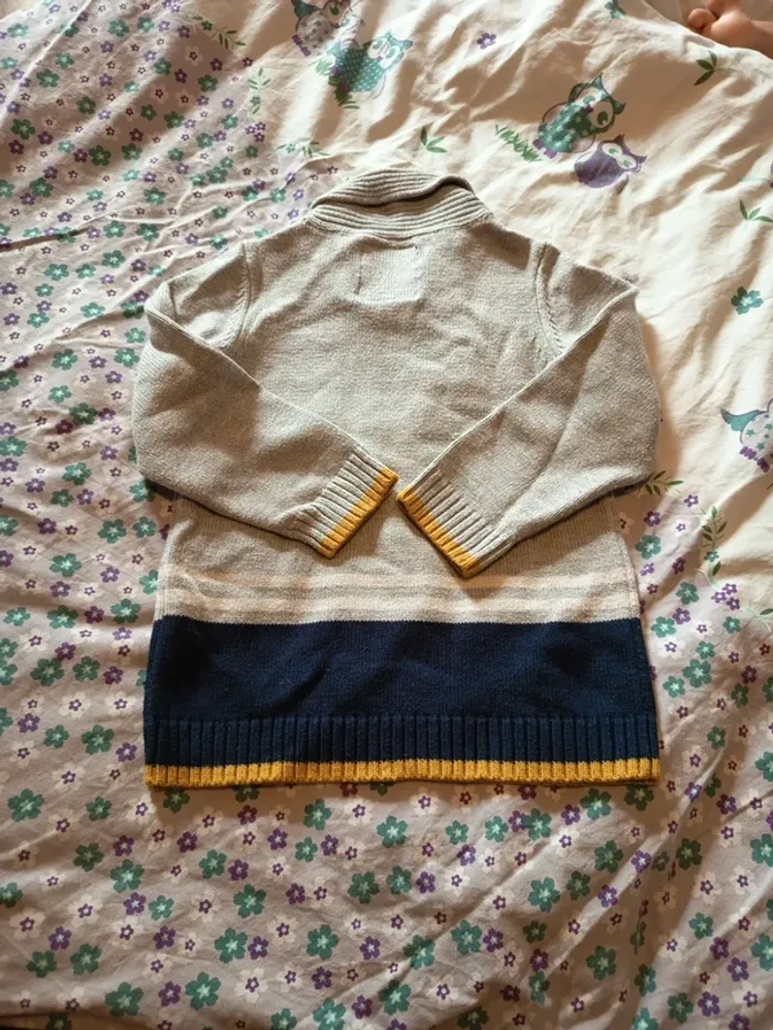Pull 6 ans - photo numéro 5