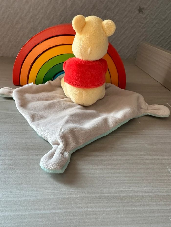 Doudou Winnie l'Ourson Mouchoir bleu ballons marque diseny kiabi - photo numéro 2