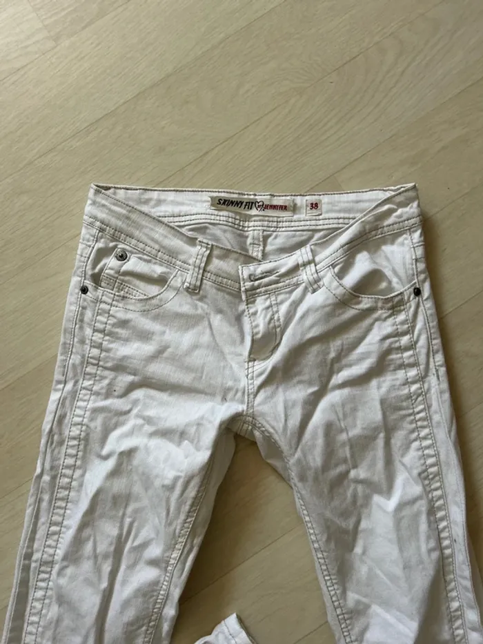 Skinny fit blanc taille basse - photo numéro 2