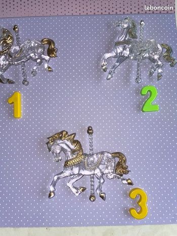 Lot de 3 chevaux pour carrousel