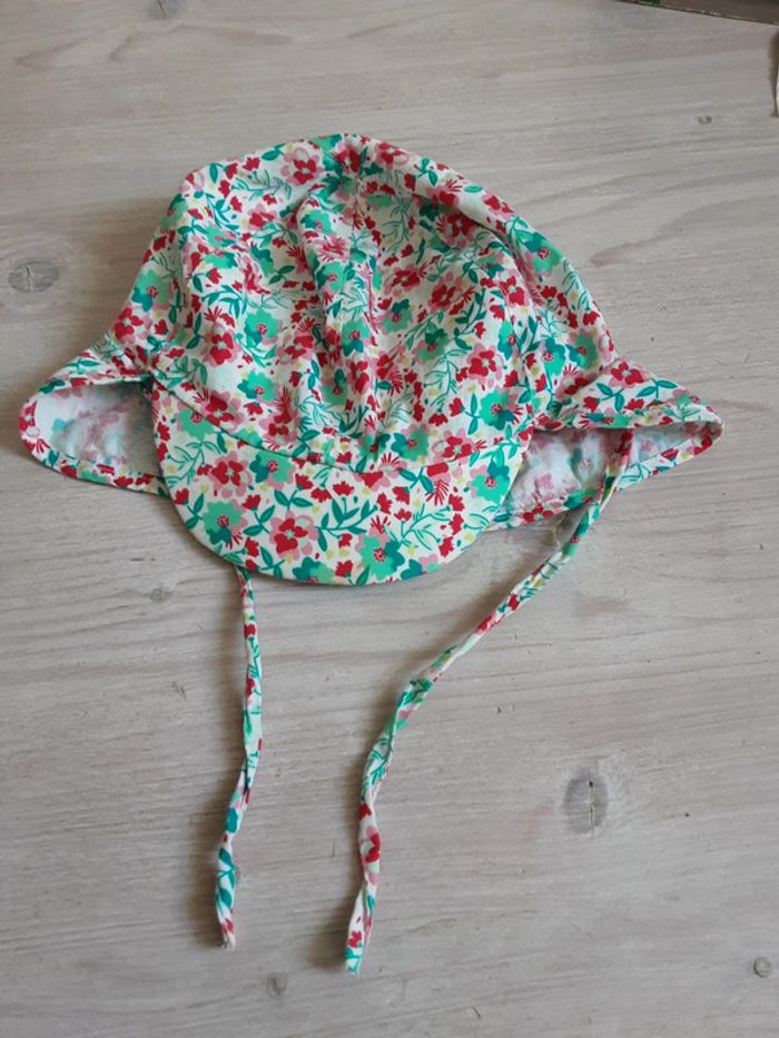 Bonnet casquette soleil fleurs T. 18-24 mois - photo numéro 2