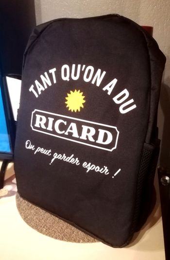 Sac à dos  tant qu'on a du ricard on peut garder espoir