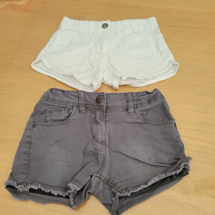 Lot de short en 3 ans