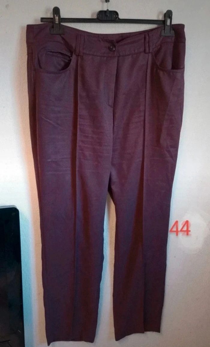 Pantalon à pli femme.44