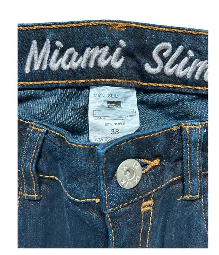 Jean bleu foncé taille 38 - photo numéro 3