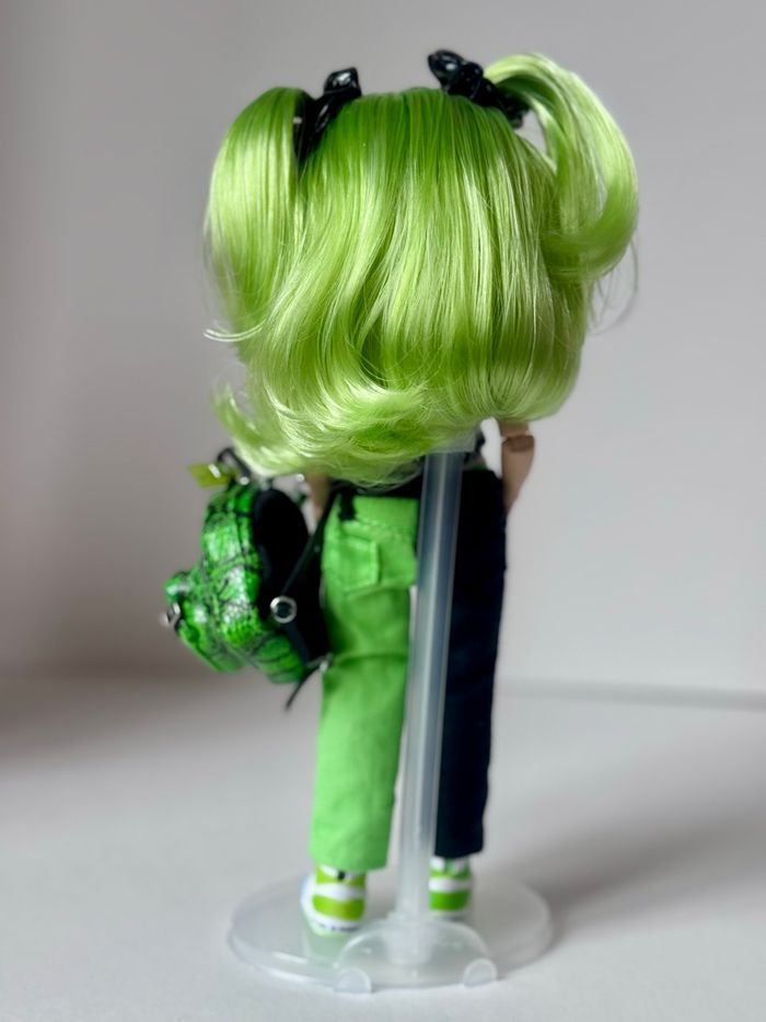 Jade  junior Rainbow High - photo numéro 3