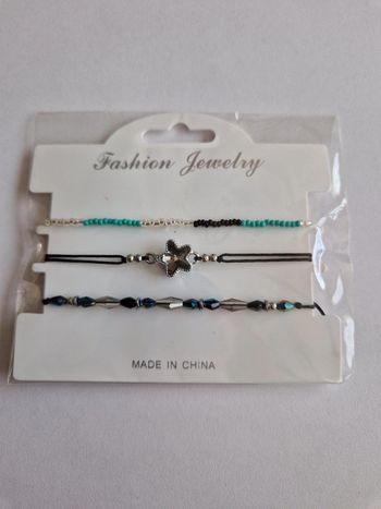 Lot de bracelets