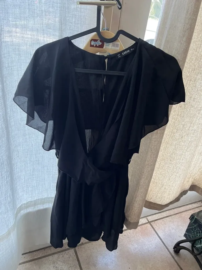 Robe noire