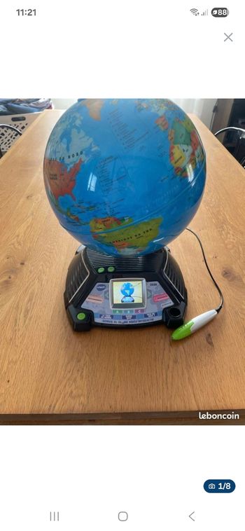 Globe terrestre interactif vidéo XL  Vtech 