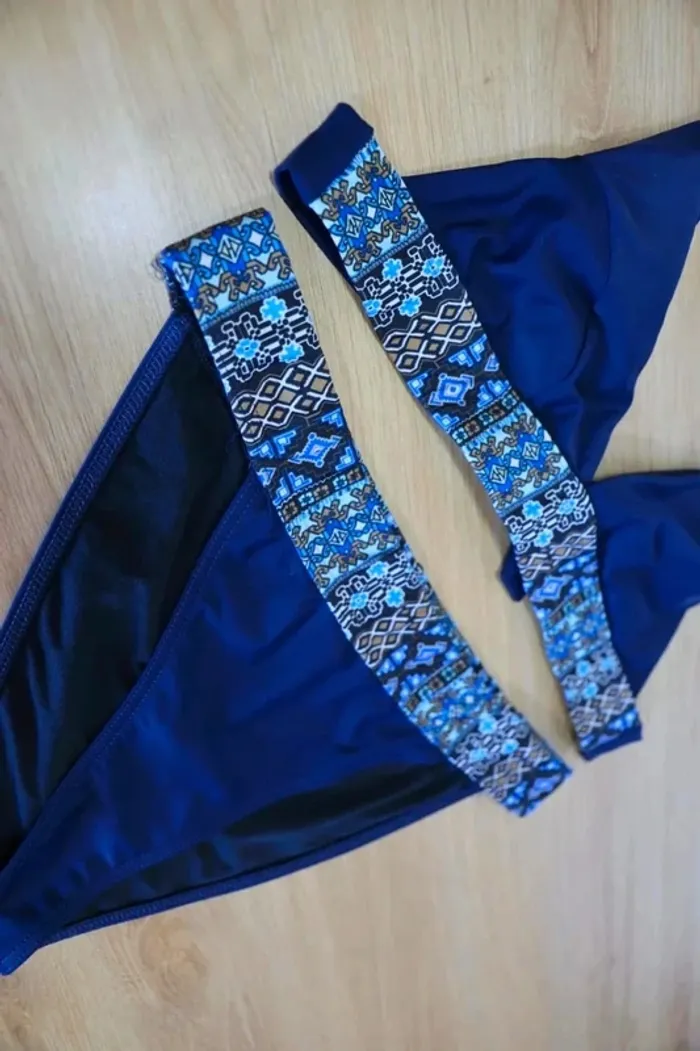 C35 maillot de bain marine Divine 36 - photo numéro 4