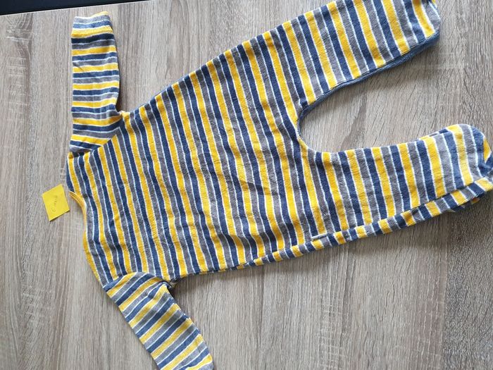 Pyjama 6 mois - photo numéro 3