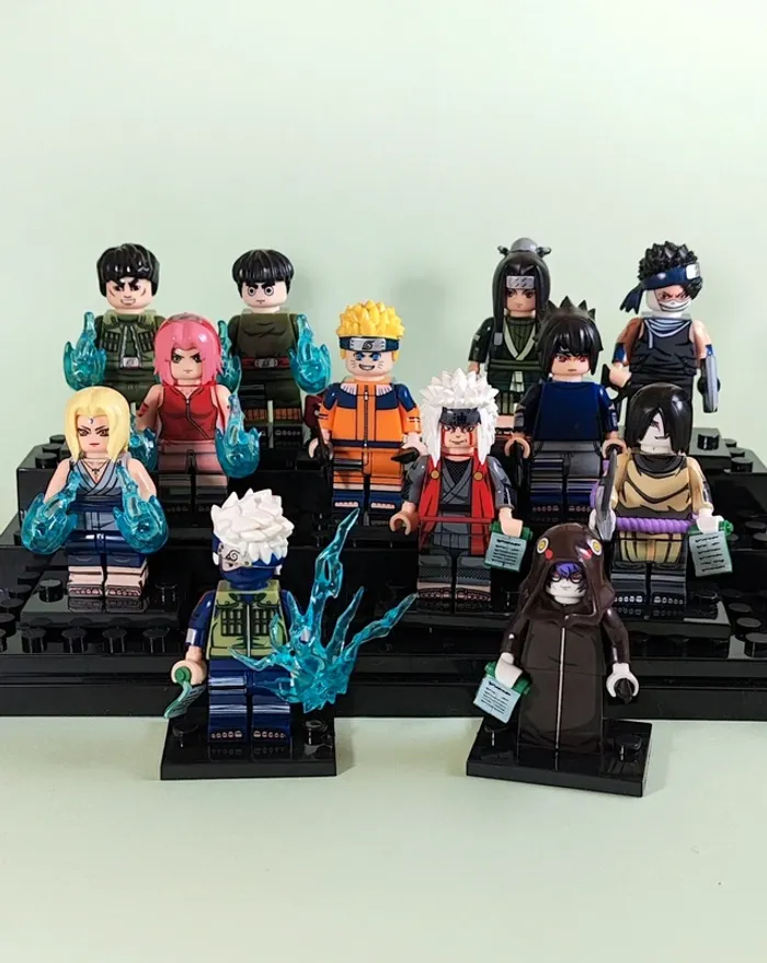 Naruto 1ere génération - lot de 12 mini figurines au format Lego