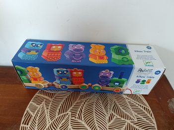 Kikou train en bois