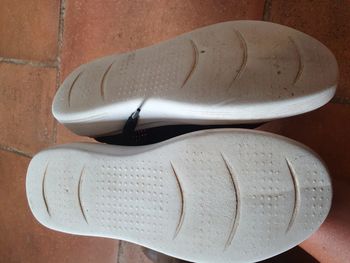 Baskets noires ajourées