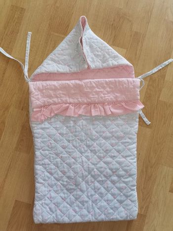 Nid d'ange/ gigoteuse