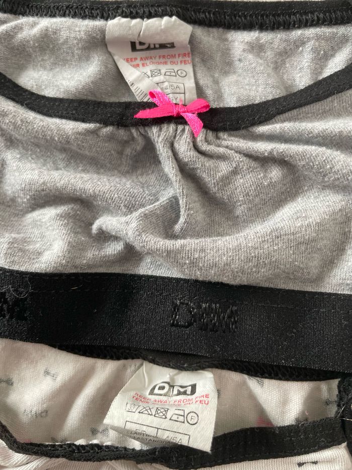Lot 2 brassières 4/5 ans Dim - photo numéro 2