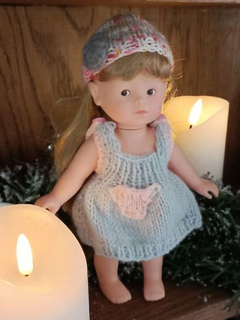 Tenue pour poupée mini corolline