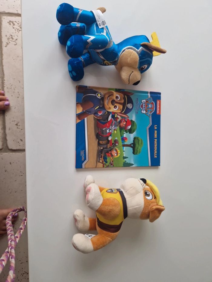 Lot paw patrol pat patrouille peluche livre super patrouille