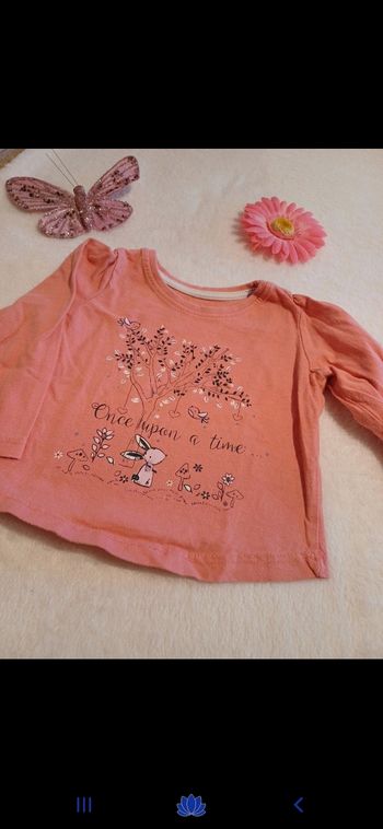 T.shirt bébé taille 9 mois