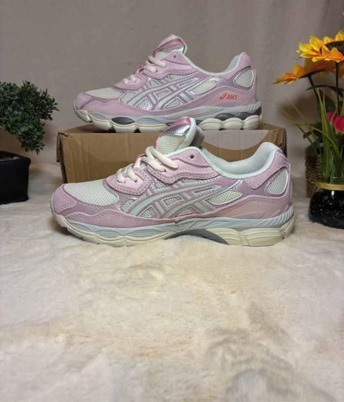 Chaussure Asics gel nyc rose - photo numéro 2