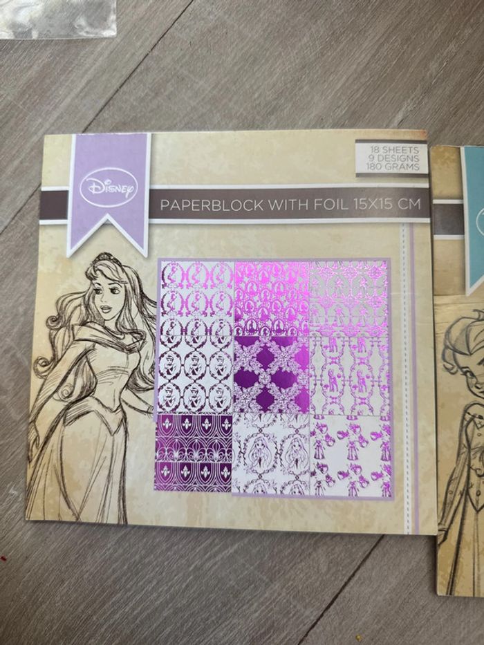 Bloc papier princesse Disney 15x15 - photo numéro 3