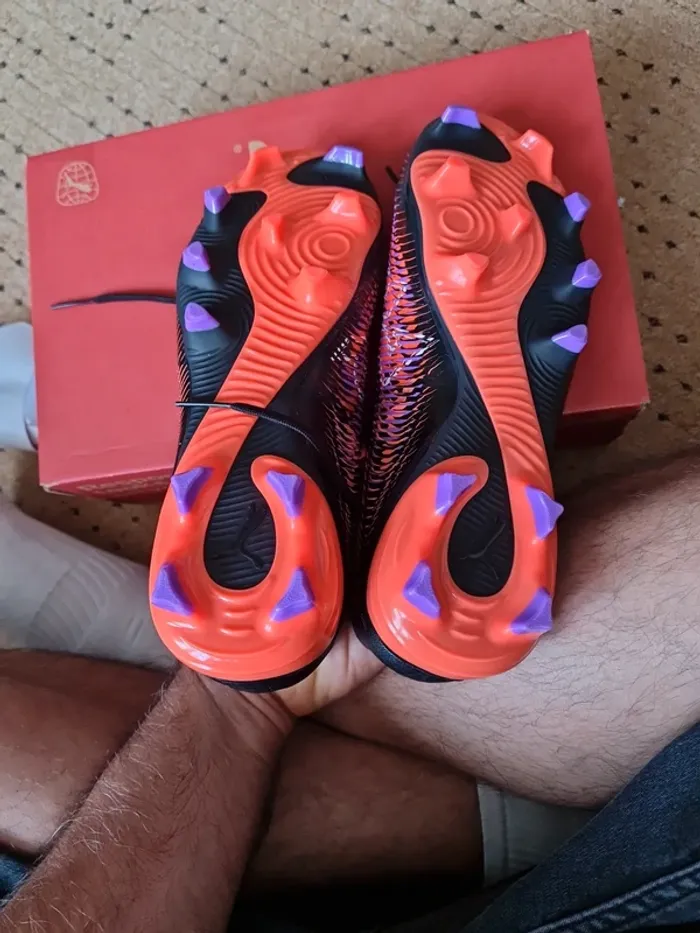 Crampons de football Puma future 8 match neuf T40,5 - photo numéro 5