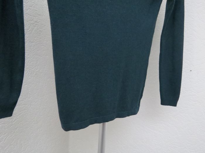 pull vert foncé col claudine blanc strassé ✨ naf naf xs - photo numéro 4