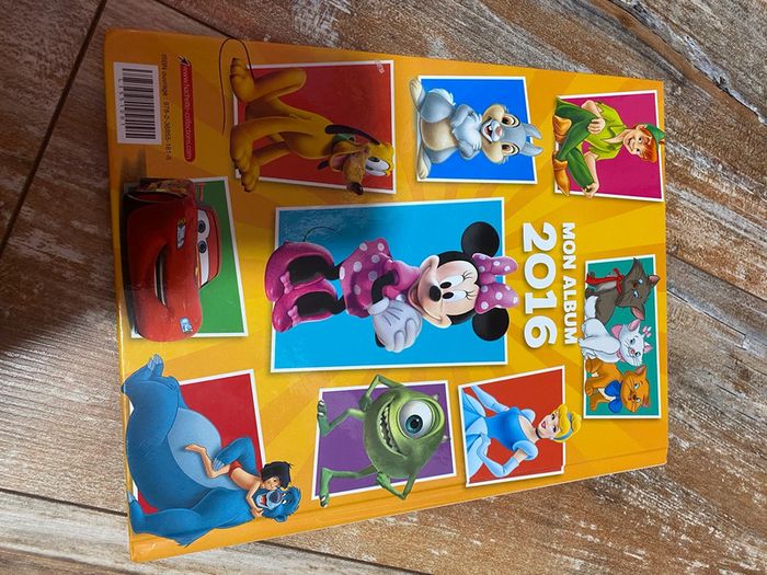 Livre mon album 2016 Disney - photo numéro 2