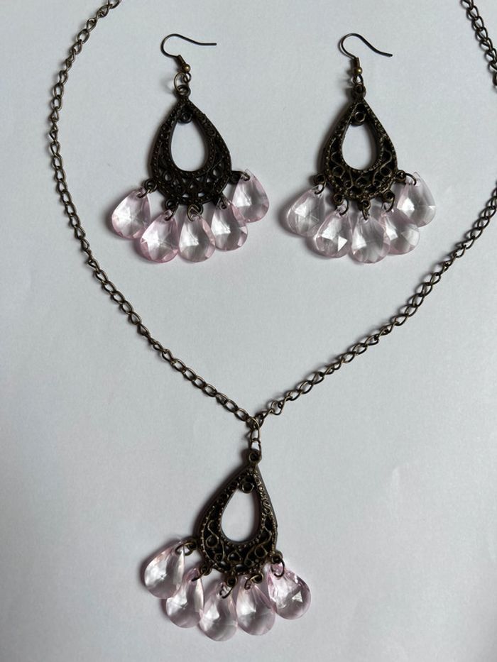Neufs ensemble collier/ Boucles d’oreilles style quartz rose - photo numéro 4
