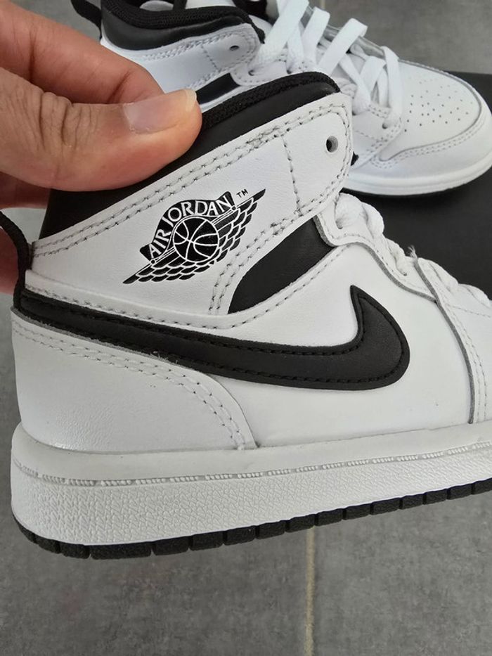 Basket montante Nike Jordan - photo numéro 5